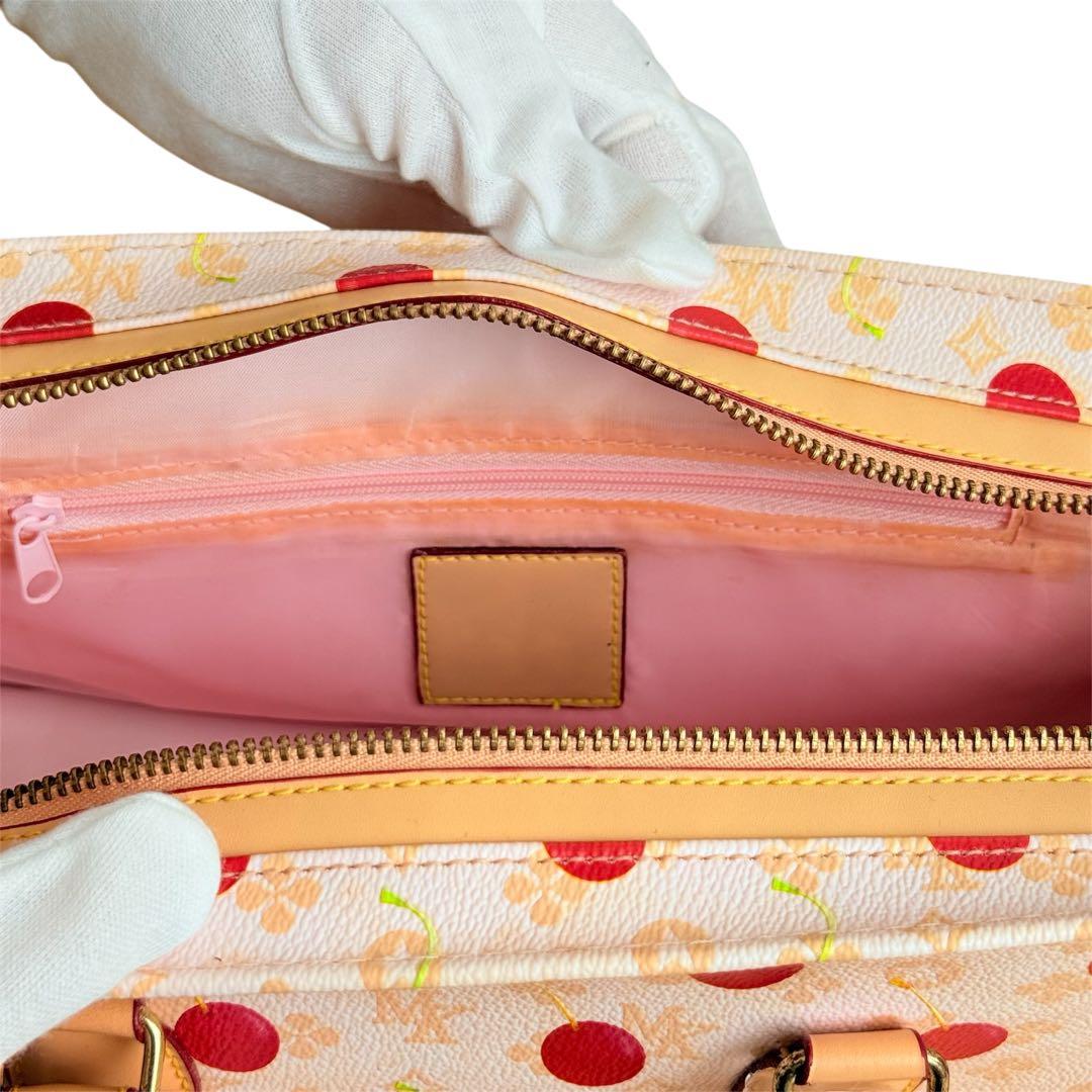 【希少・激レア】ディズニー　ミッキー　モノグラム　チェリー　バッグ　匿名配送