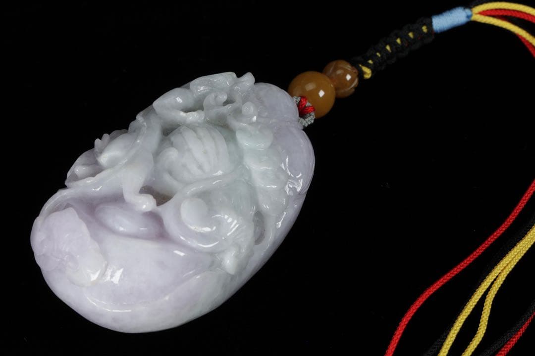 【中国美術】 ラベンダー翡翠 紫翡翠手彫 細密彫刻 龍紋 握り石 根付 紐付