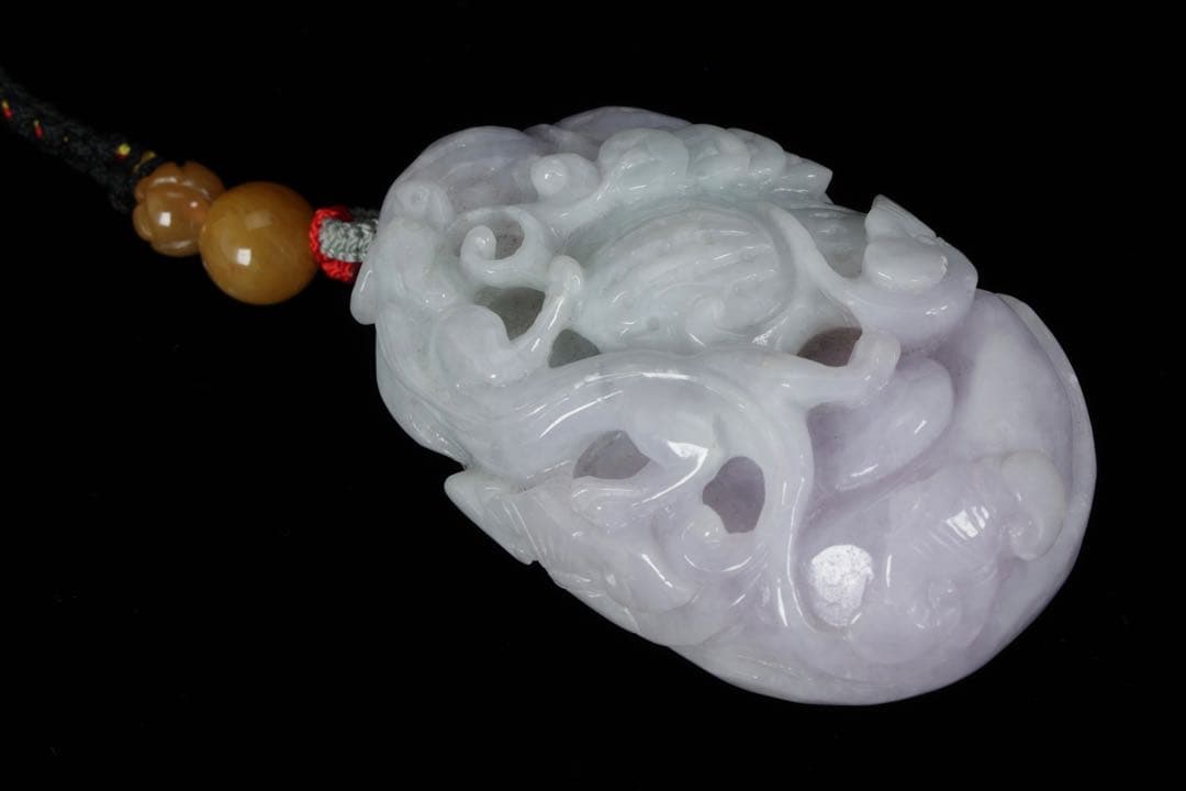 【中国美術】 ラベンダー翡翠 紫翡翠手彫 細密彫刻 龍紋 握り石 根付 紐付