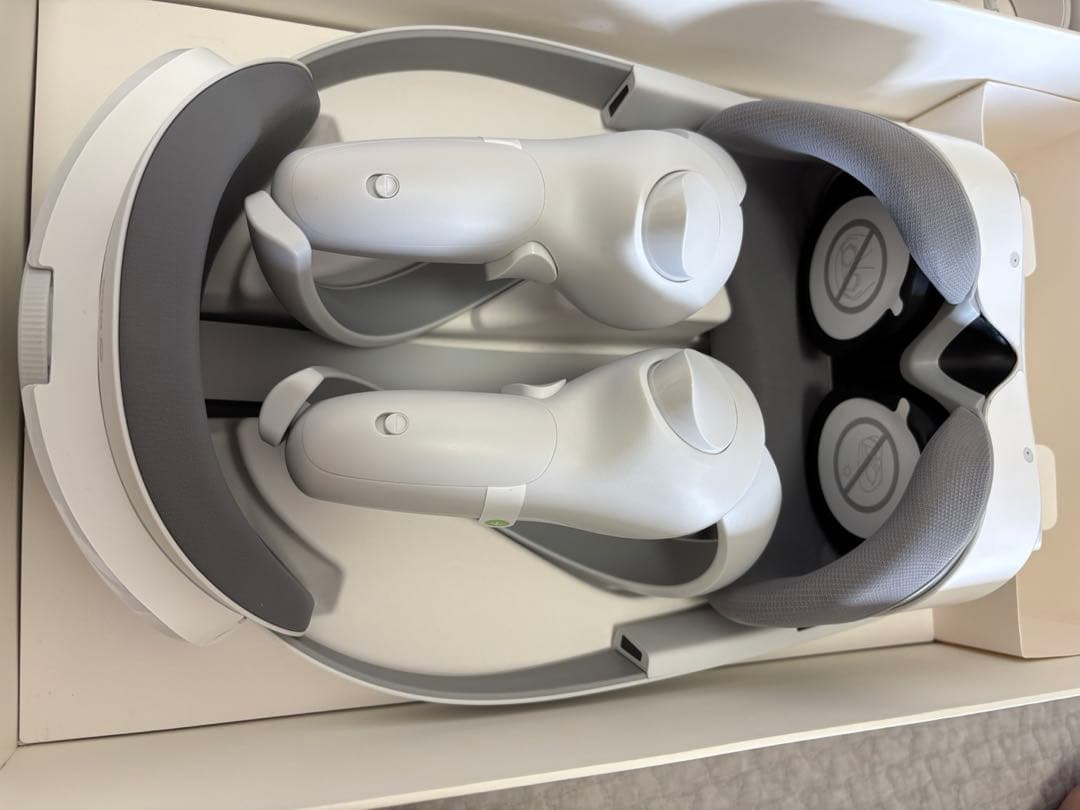 【新品】ピコ PICO4 256G VRヘッドセット