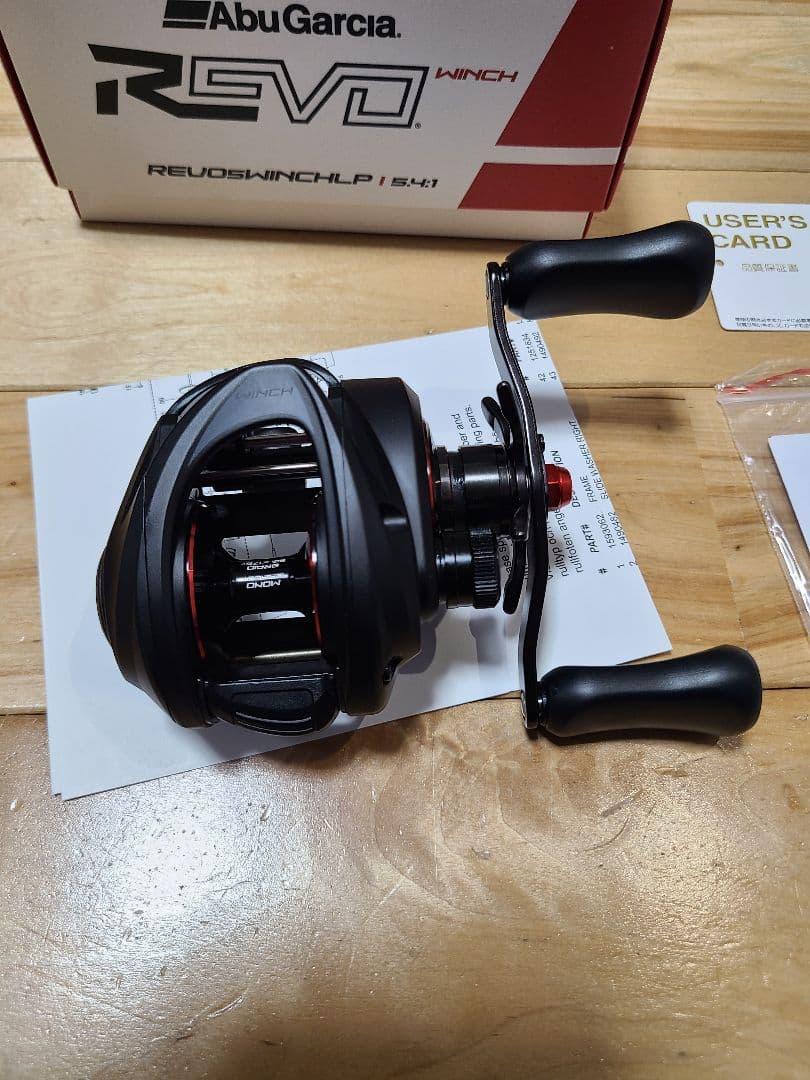 ベイトリール アブ ガルシア レボ5 ウィンチ LP REVO5 右ハンドル