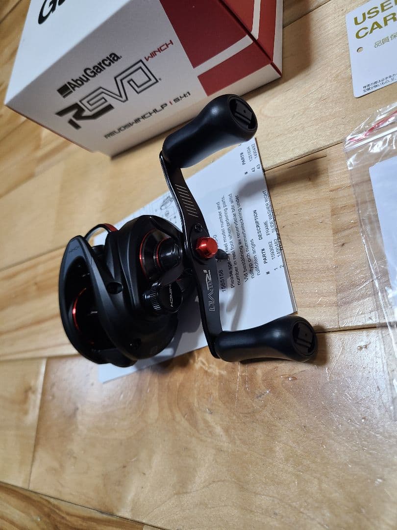 ベイトリール アブ ガルシア レボ5 ウィンチ LP REVO5 右ハンドル