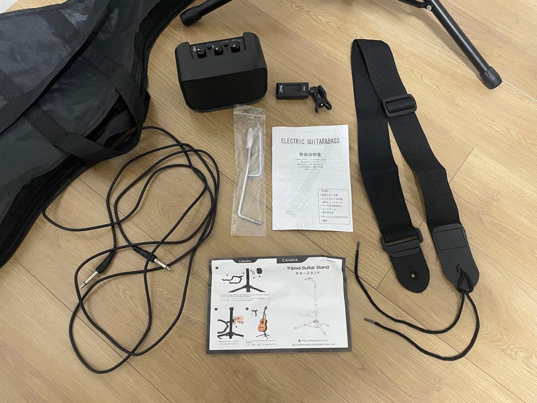 エレキギター　アンプ、チューナー、ギターケース、スタンドセット