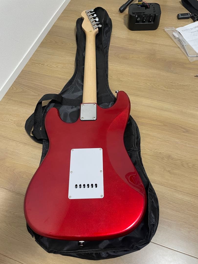 エレキギター　アンプ、チューナー、ギターケース、スタンドセット