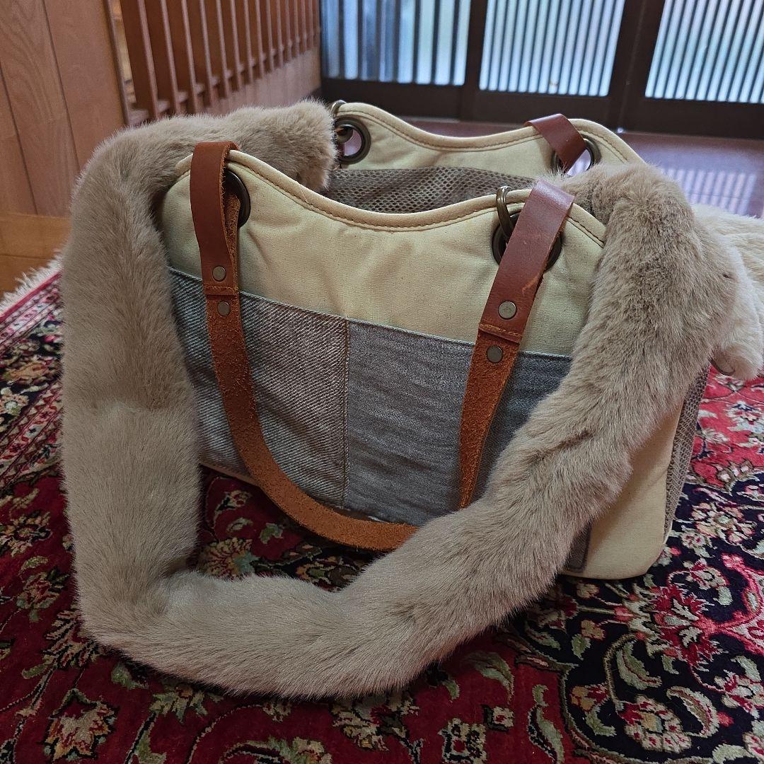 ✨希少✨LA発Louisdog高級ペットキャリーバッグ ファー取り外し可軽量通気