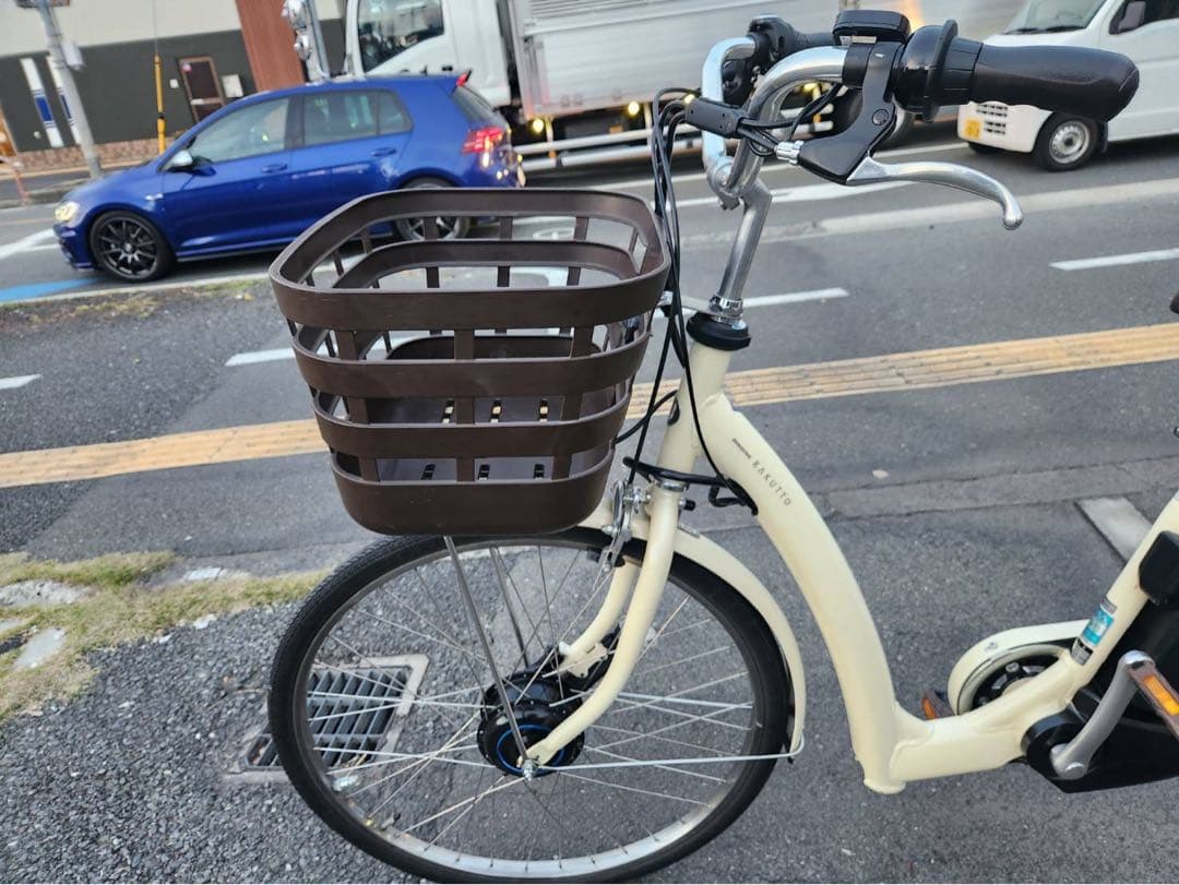 中古ブリヂストン電動アシスト自転車　ベルト式　B400 大阪