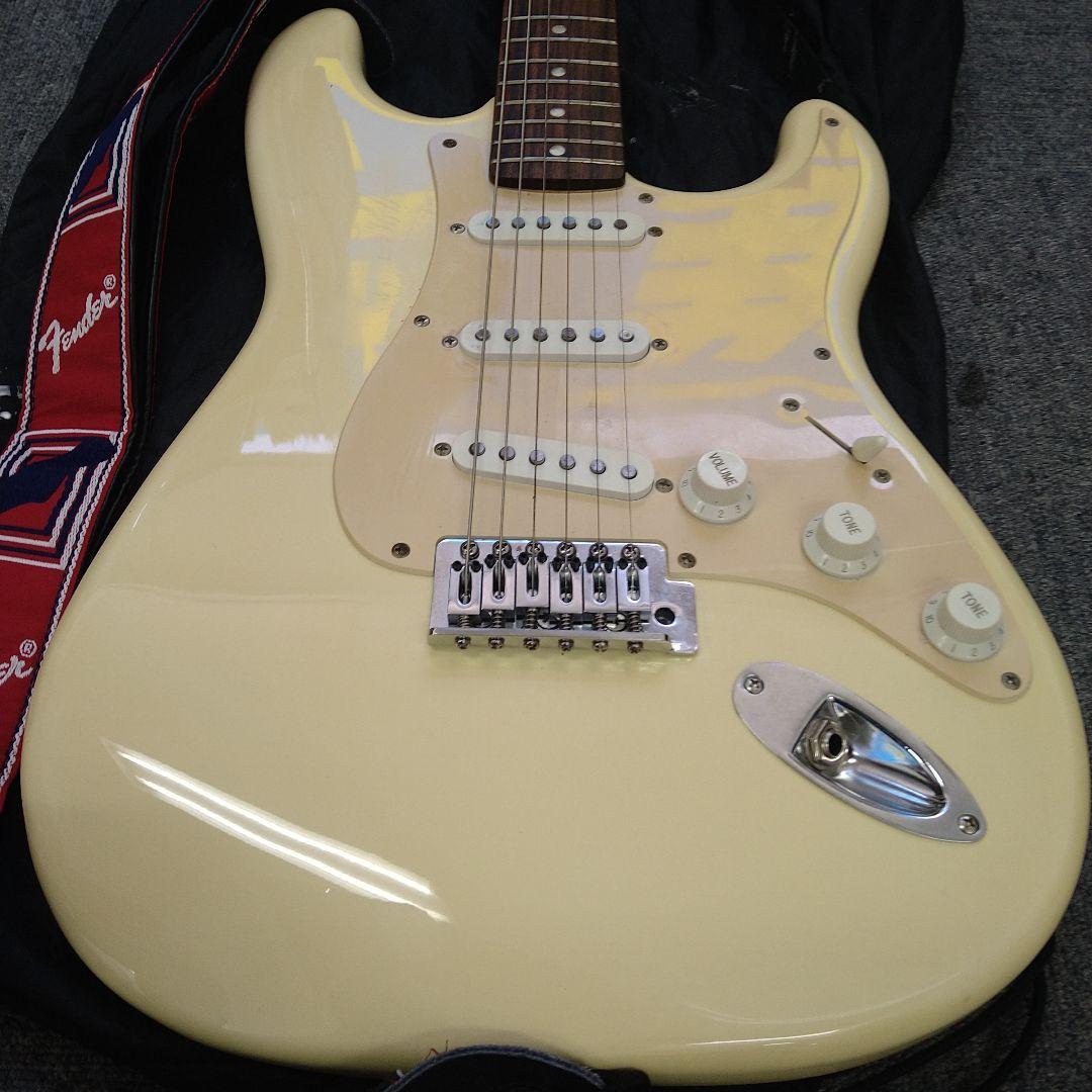 Squier　by Fender Bullet Strat ストラトキャスター