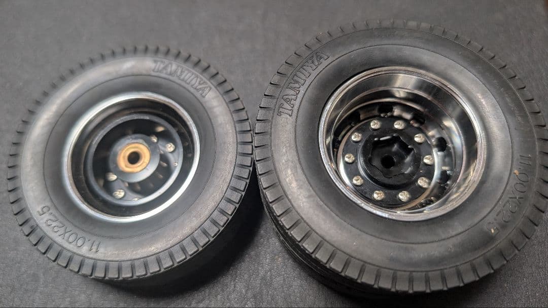 スカニア 1/14 ホイールセット タイヤ付 アルミ 6×4 タミヤ　トラック