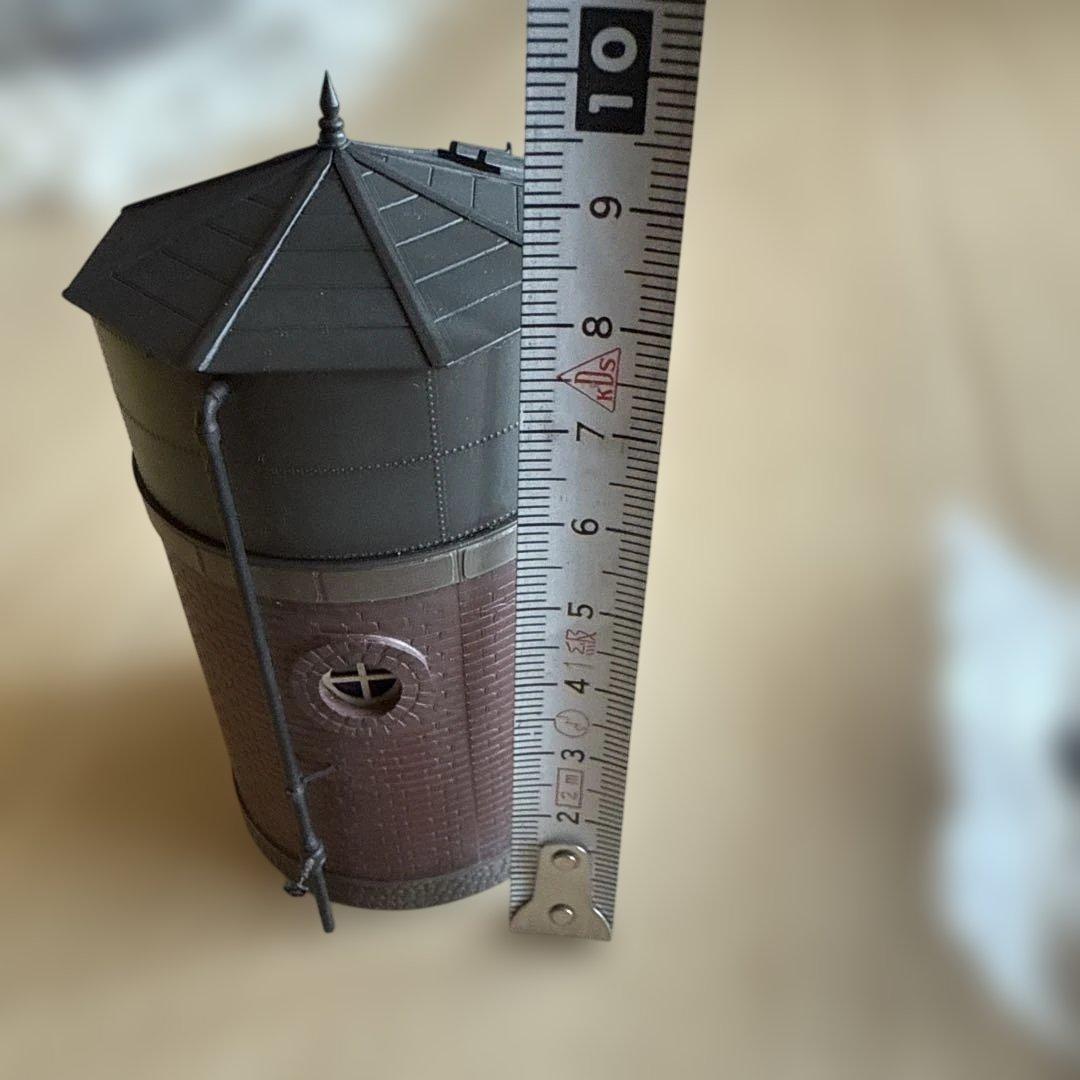 レア　古典型　給水塔　ストラクチャーシリーズ　完成？￼