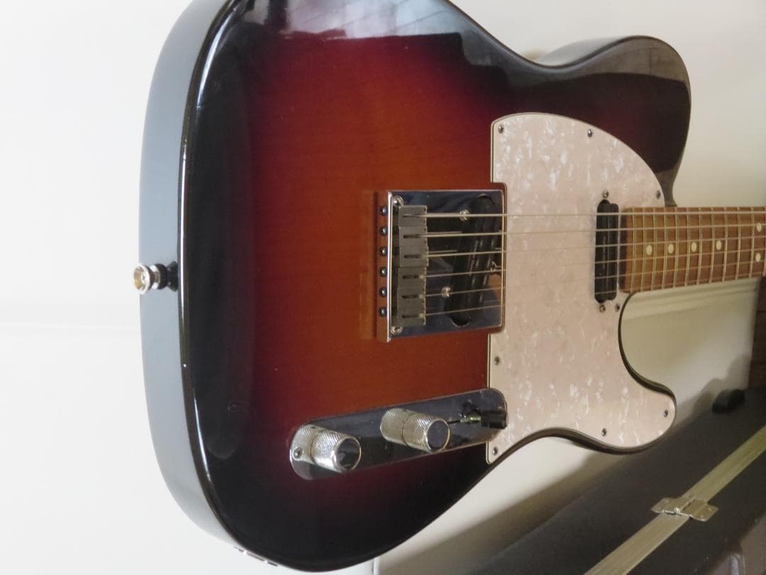 Fender Telecaster サンバースト ハードケース付き