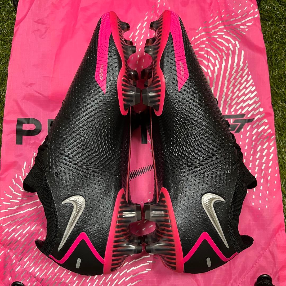 サッカースパイク ナイキ ファントム GT DF FG