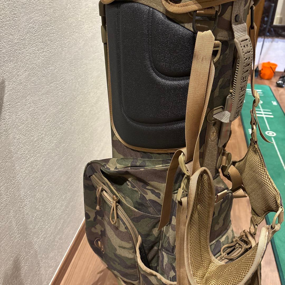 BRIEFING キャディーバック