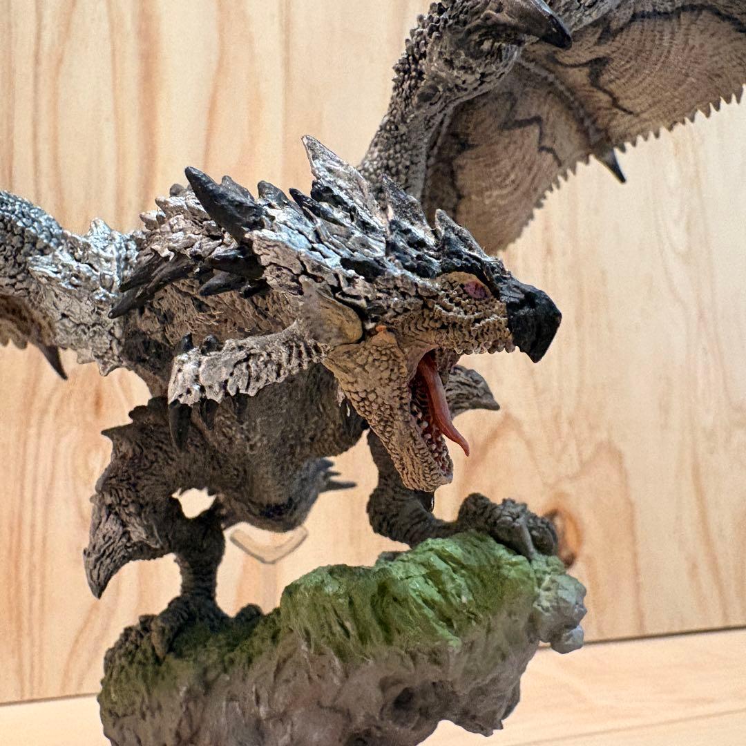 モンスターハンター クリエイターズモデル 銀火竜 リオレウス 希少種