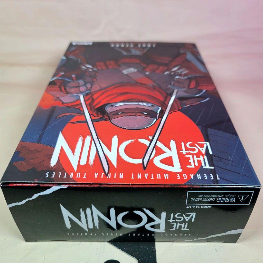 【NECA】正規品 TMNT ナイトウォッチャー・レオナルド ロスト・イヤーズ