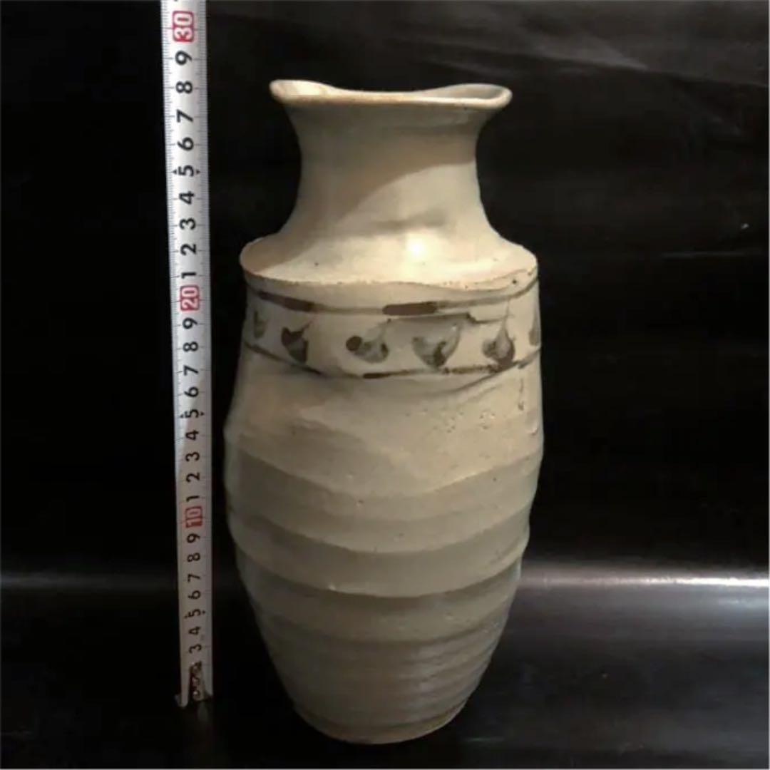 究極の美◼️蔵からかなり雰囲気のある良さそうな壺が出て来ました。花道具、古美術品