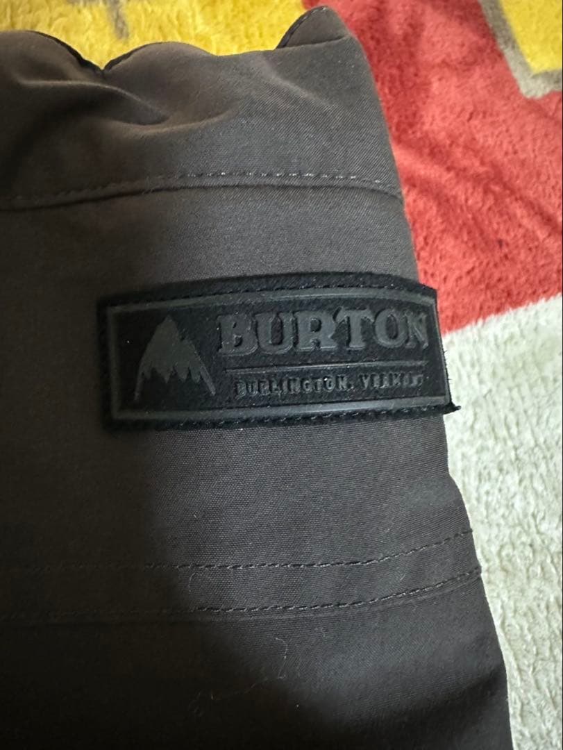 ペイズリー柄スノーボードウェア（女性用）