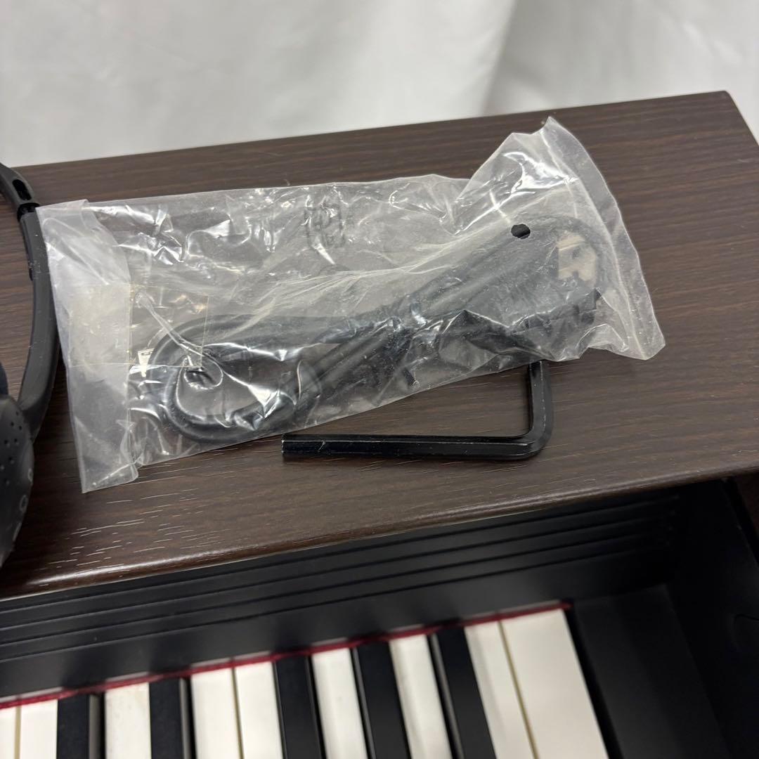 50　電子ピアノ　【神奈川県限定引き取り】　Privia　カシオ　PX-760