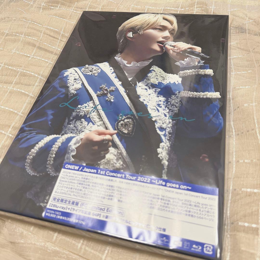 SHINee  ONEW  オニュ　FC  DVD ソロ