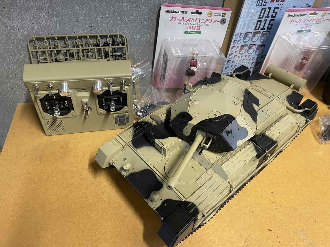 h*i様 1/16 英国陸軍 WWII 戦車：クルセイダーMkIIIとチャーチル