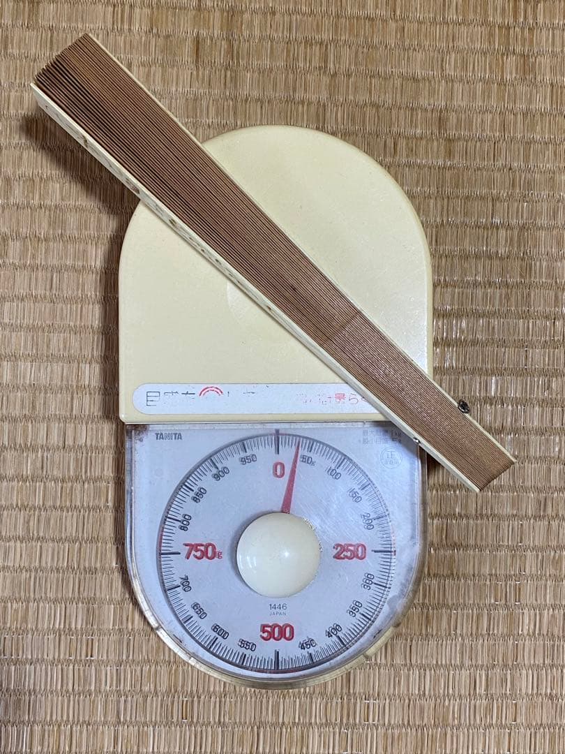 ♦️中国 香港 伝統工芸 透かし彫り 扇子 扇？骨？鹿角 置物飾り 団扇 骨董品