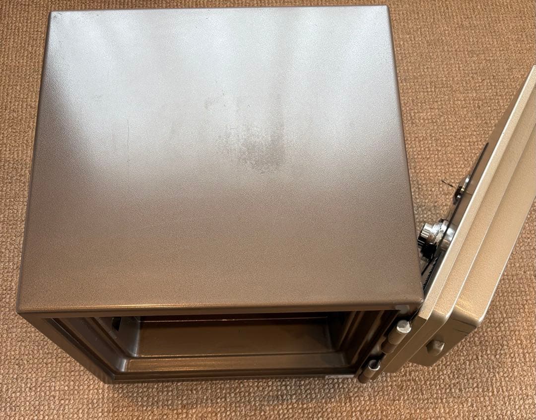 ⭐️金庫⭐️Matsuzakaya⭐️シルバー⭐️匿名配送・たのめる便で安心⭐️お手入れ済