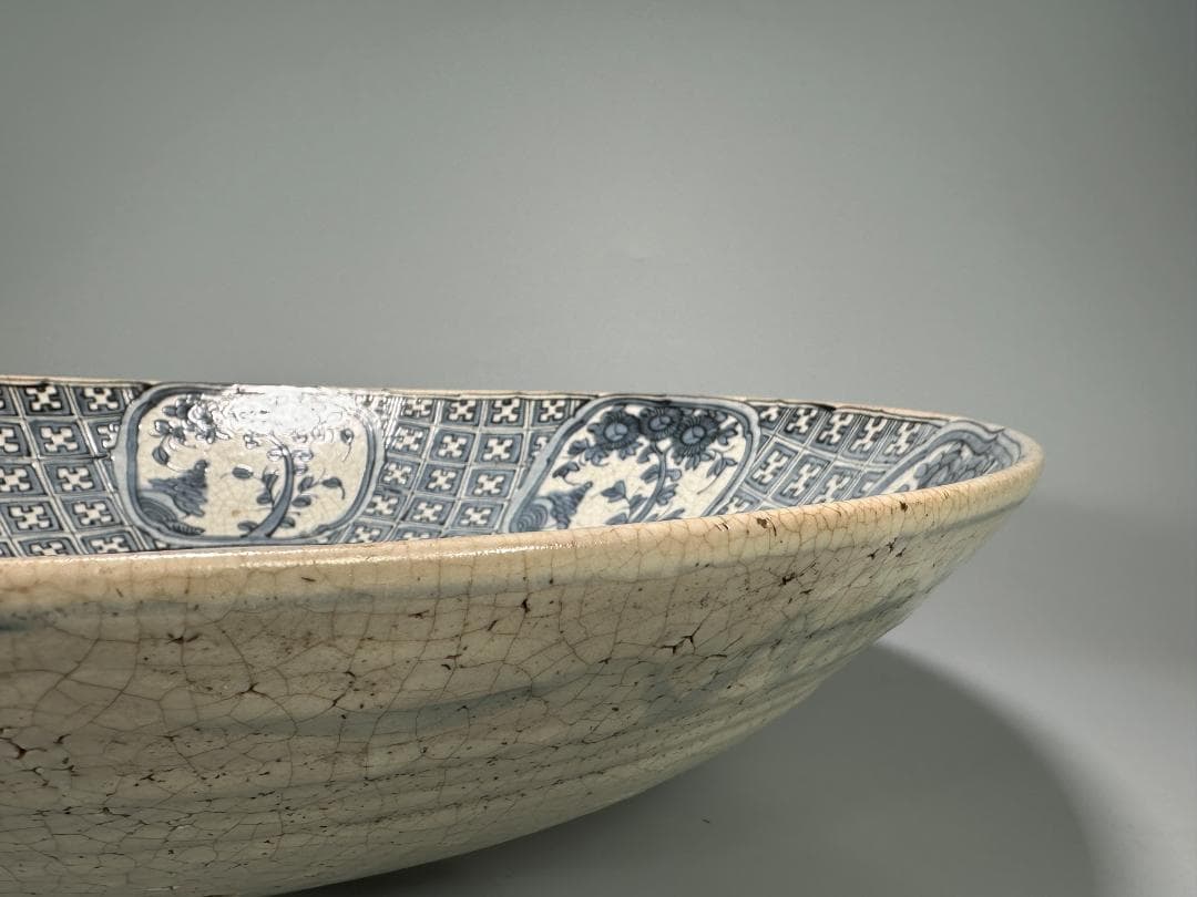 中国美術　16世紀頃　明代　明時代　青花花鳥文大盤　染付大皿　 唐物　安南大皿