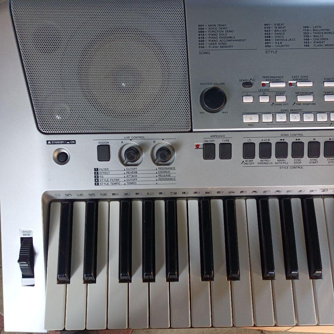 Yamaha PSR-E413 電子キーボード