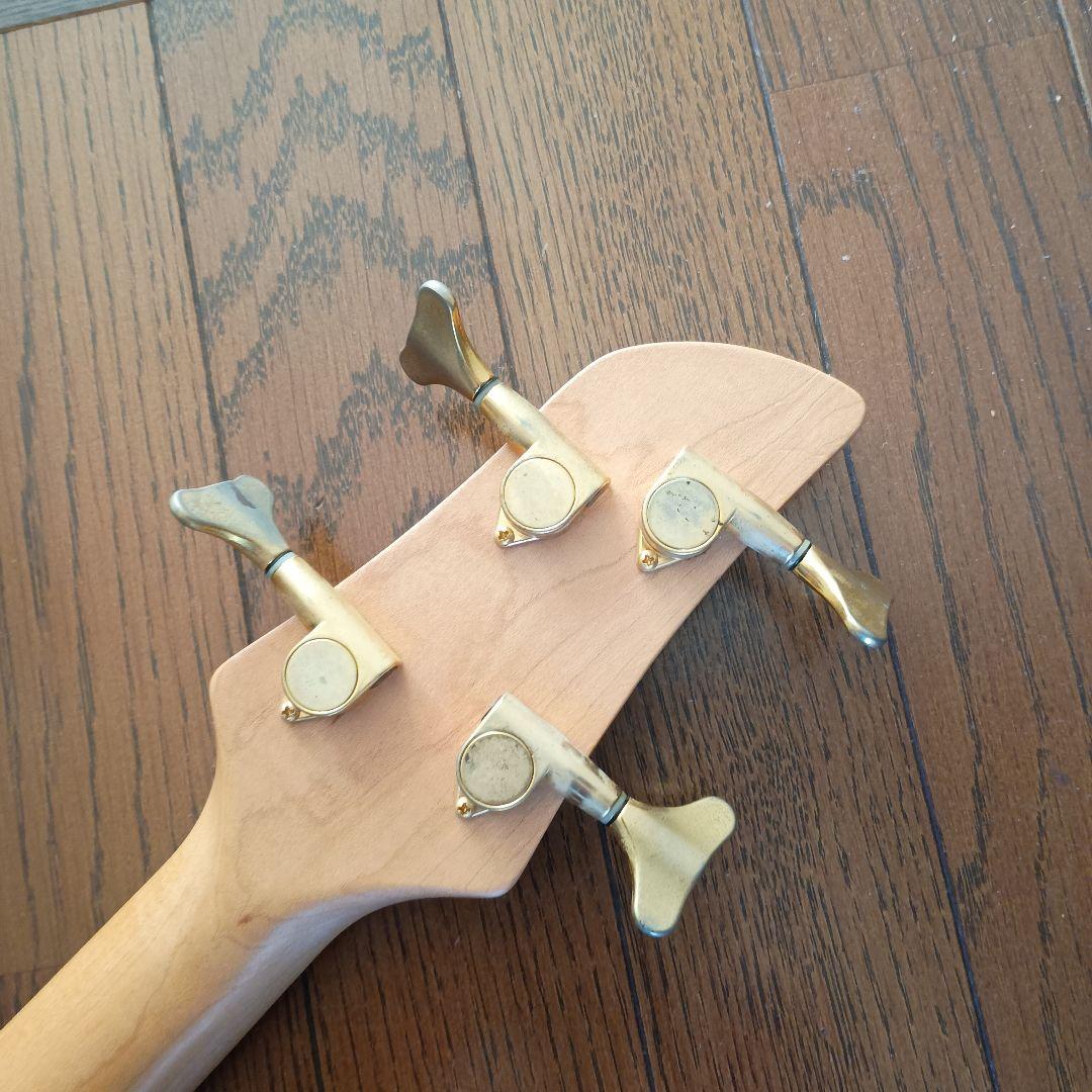 キルトメイプル　FERNANDES エレキベース レッド