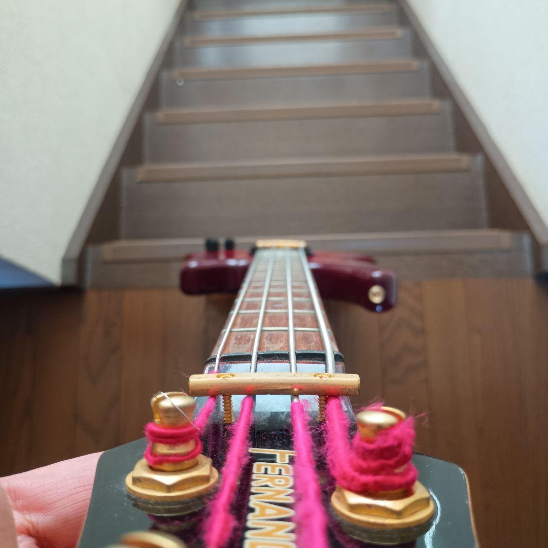 キルトメイプル　FERNANDES エレキベース レッド
