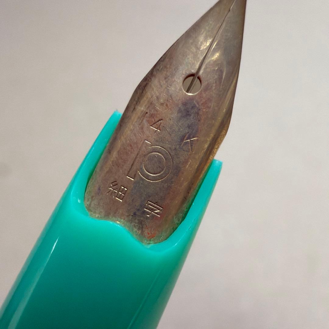 新品 廃盤 PLATINUM プラチナ 万年筆 ショート 14k 細字 いちご