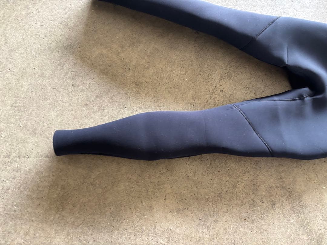 ★美品・日本製・お洒落★ビラボン　フルスーツ　ウエットスーツ　サーフィン