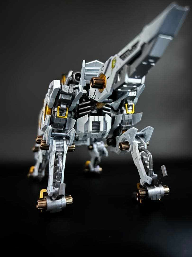 ゾイド　コトブキヤ　HMM シャドーフォックス　全塗装