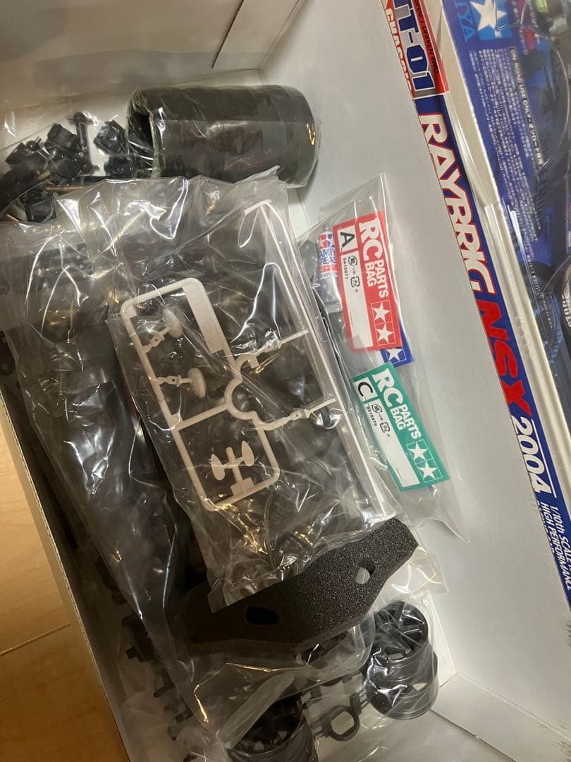 タミヤ　1/10 電動RC レイブリックNSX 2004 ラジコン