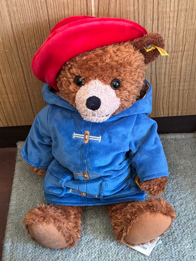 シュタイフのパディントンのぬいぐるみ