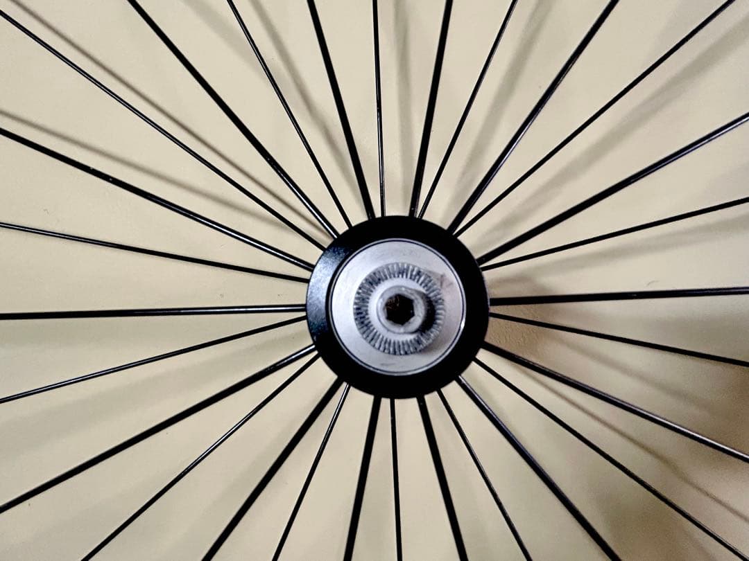 【TNI ハブ&リムの軽量ホイール（前輪）】重量0.77kg