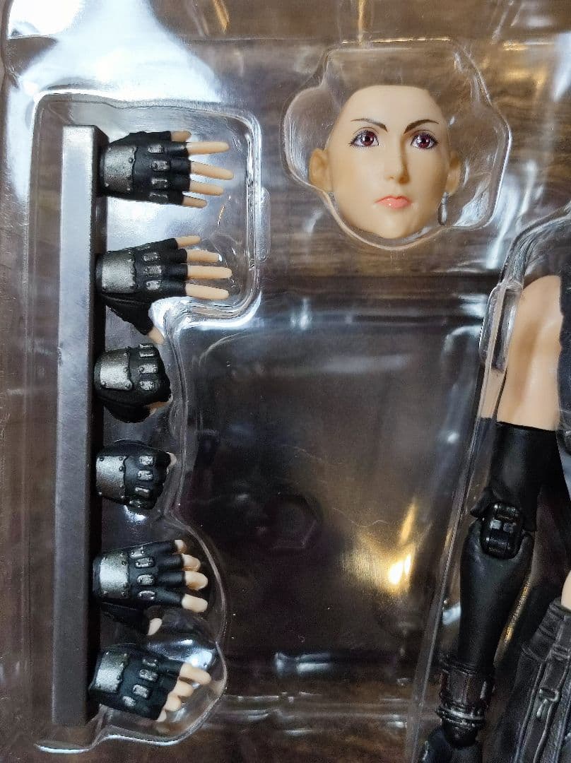 ファイナルファンタジー VII リメイク ティファ・ロックハート フィギュア