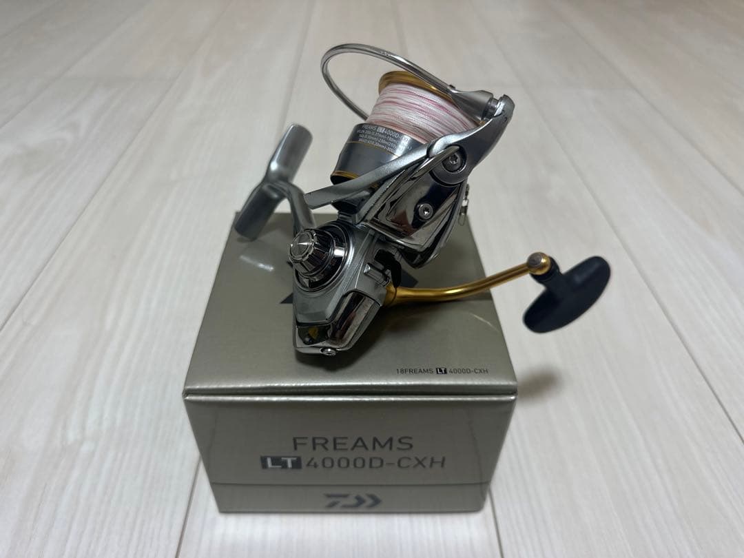 DAIWA FREAMS LT 4000D-CXH リール