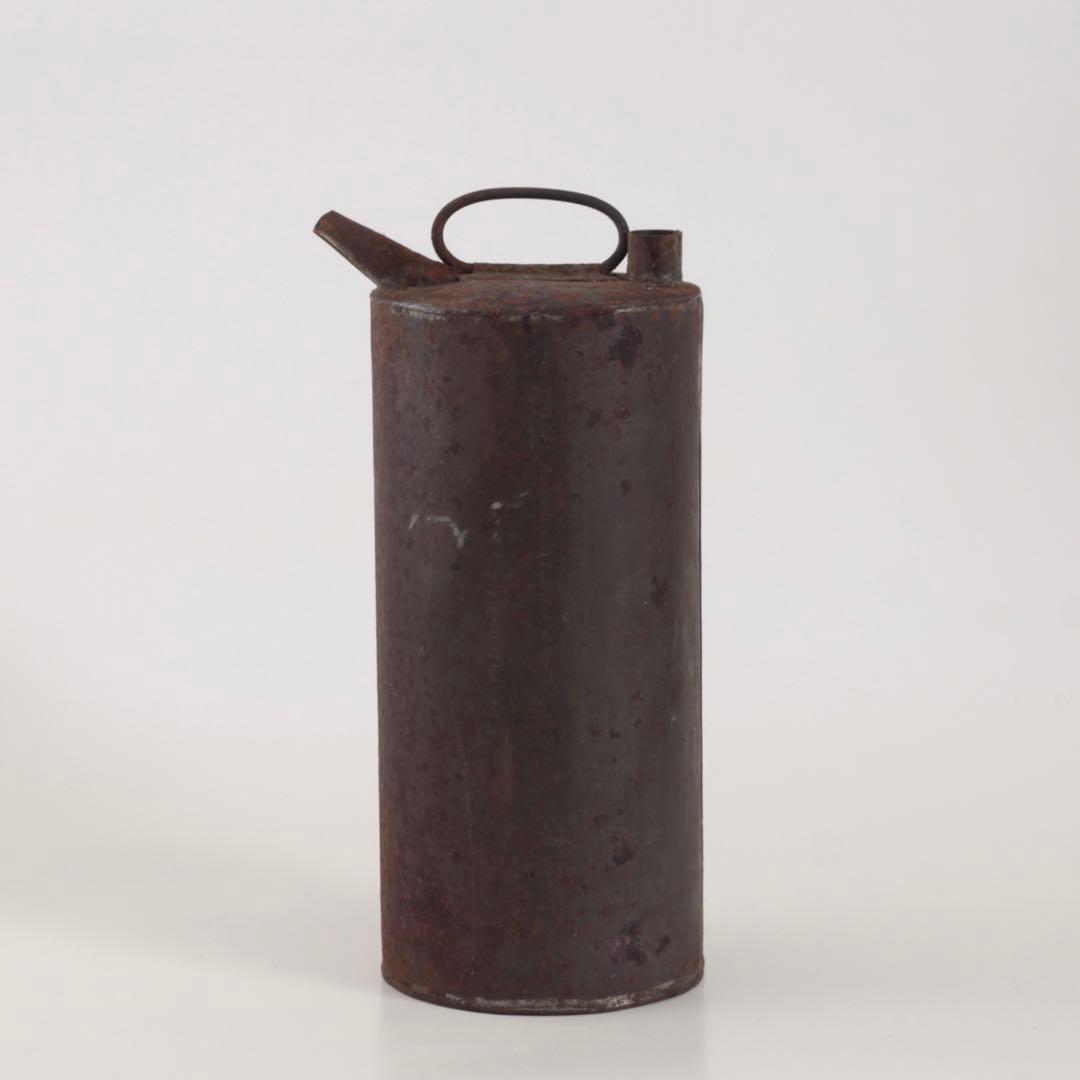 錆びた 鉄あるいはブリキ 水注 古道具 アンティーク オブジェ