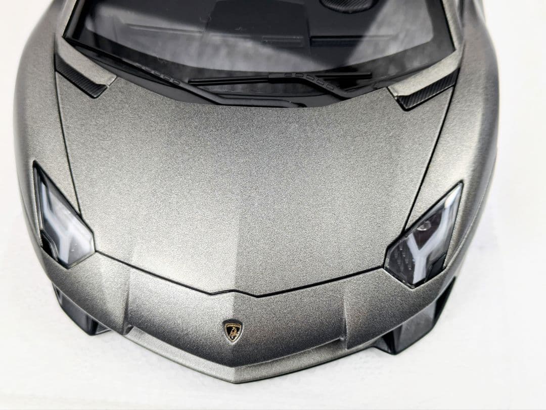 1/18 ミニカー オートアート ランボルギーニ アヴェンタドール　SV