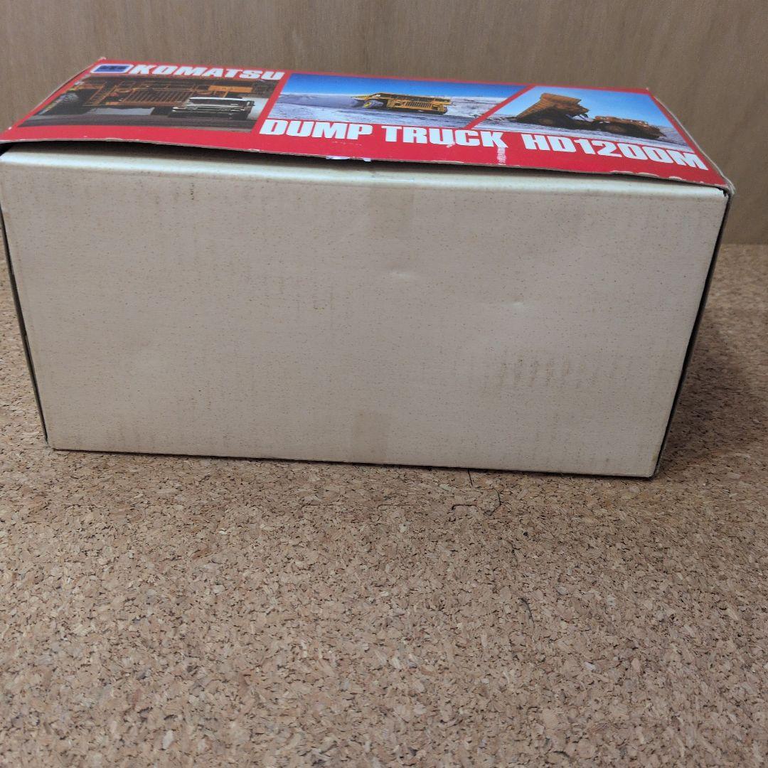 ミニカー Komatsu Dump Truck HD1200M
