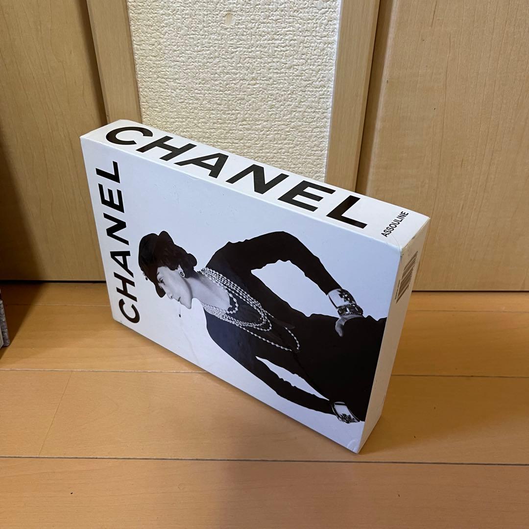 CHANEL アートブック
