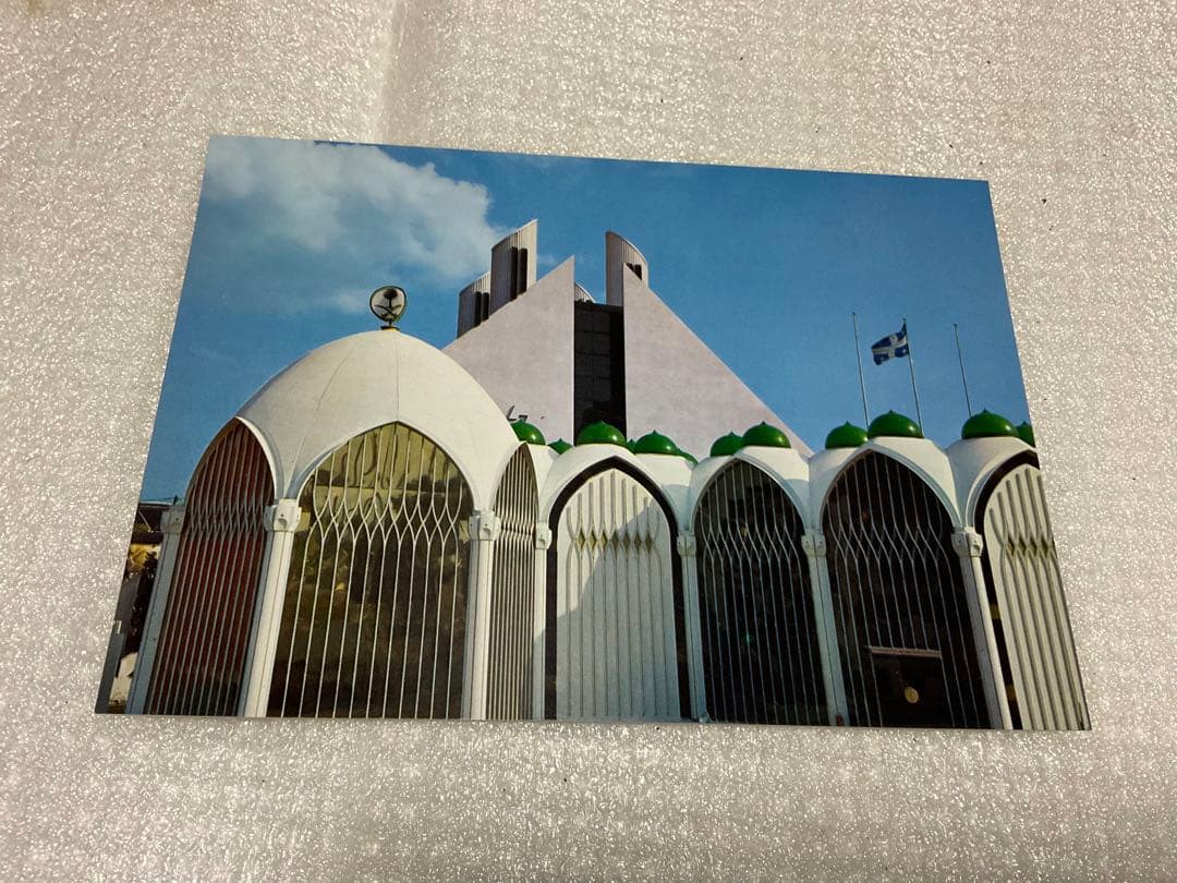 1970年／大阪万国博覧会・開催記念絵葉書。32枚入り【美品　昭和レトロ】。