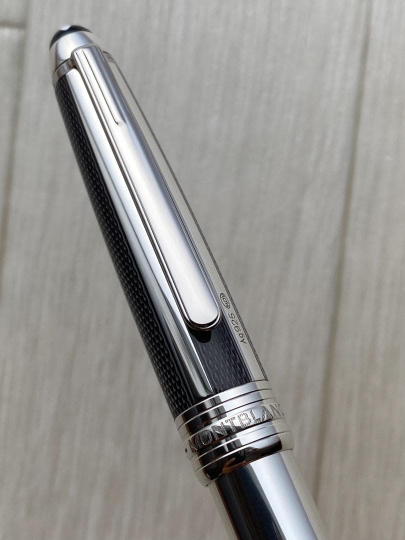 未使用に近い　モンブラン ソリティアシルバーファイバー 925 ボールペン