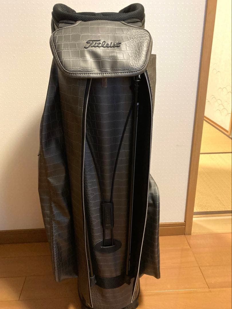 R*様 タイトリストキャディーバッグ メルセデスコラボ