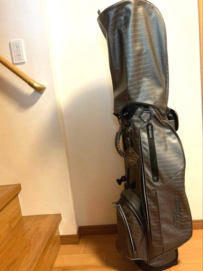 R*様 タイトリストキャディーバッグ メルセデスコラボ