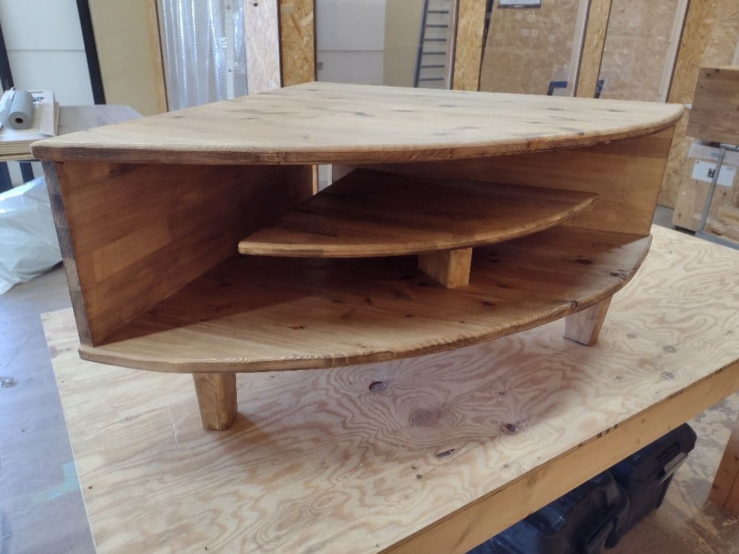 コーナーテレビボード