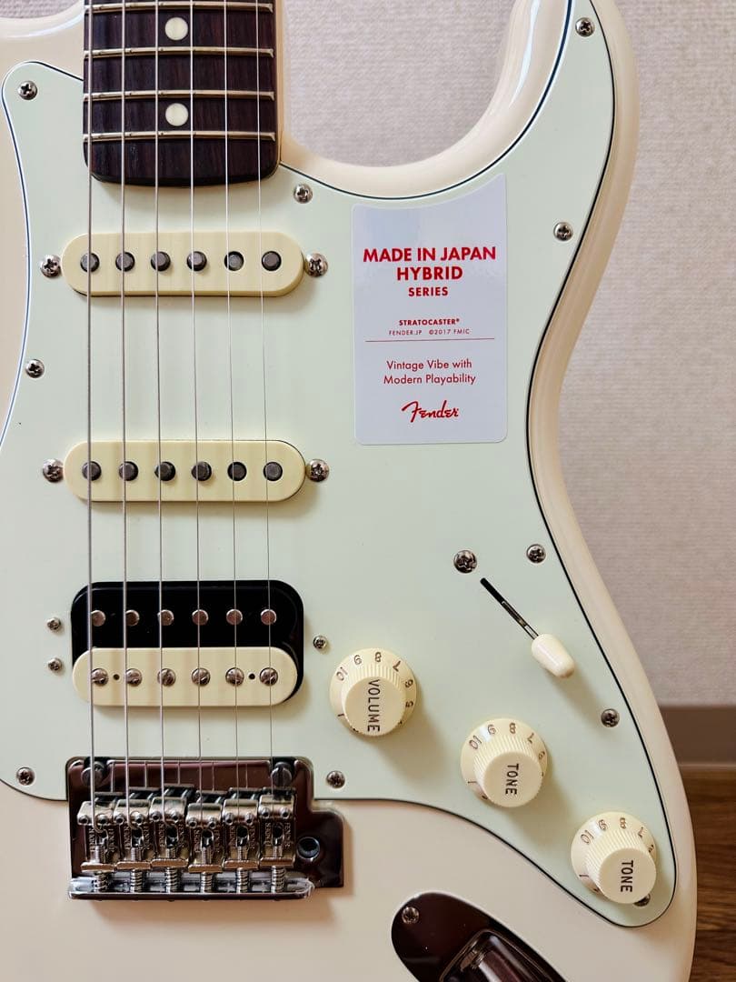 【未使用・美品】 Fender Hybrid 60s Stratocaster