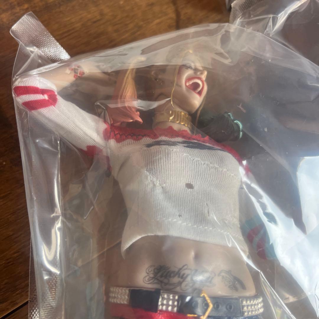 30cm ハーレイクイン 1/6 バットマン スーサイド スクワッド　フィギュア