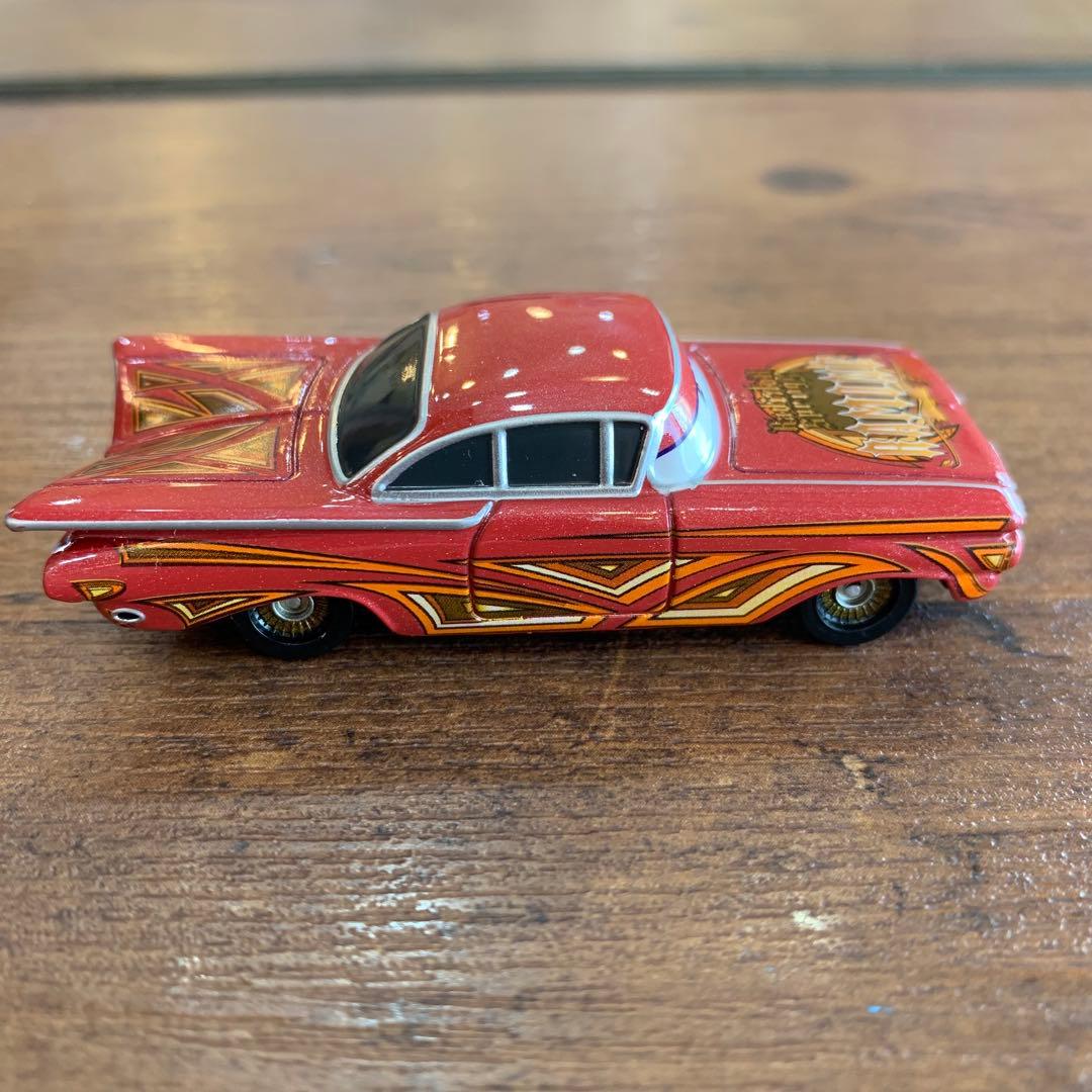 カーズ　トミカ　dカプセル　4種　開封済み　美品　4種