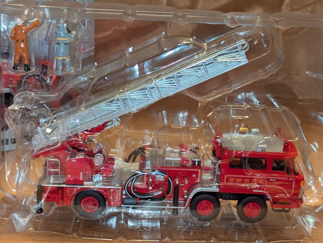 トミカリミテッドヴィンテージネオ 日野TC343 はしご付き消防車(尾鷲消防署)